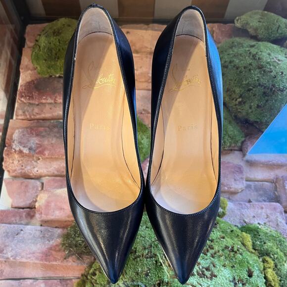 CHRISTIAN LOUBOUTIN Black Leather Pumps SZ 37 (7 US) - Picture 3 of 11